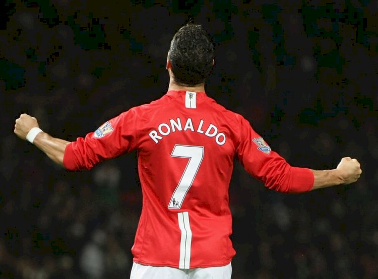 ថ្ងៃនេះដឹងច្បាស់ហើយ Ronaldo ពាក់អាវលេខប៉ុន្មាននៅ Manchester United